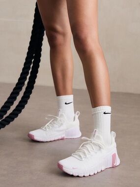 Nike Free Metcon 6 Women’s Running Shoes White Elemental Pink